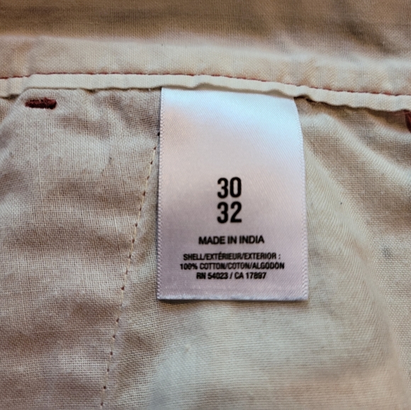 Old Navy Slim Fit Chinos - Picture 3 of 4